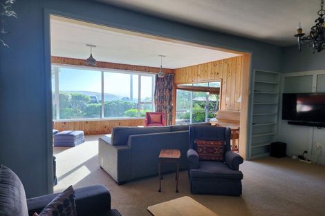Photo of property in 20 Maire Street, Eastbourne, Lower Hutt, 5013