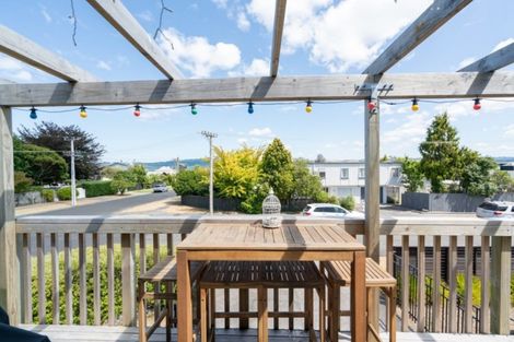 Photo of property in 38 Aubrey Crescent, Rainbow Point, Taupo, 3330
