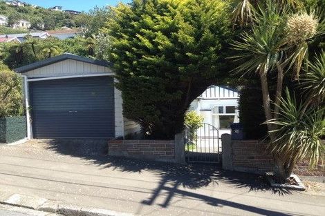 Photo of property in 40 Todman Street, Brooklyn, Wellington, 6021