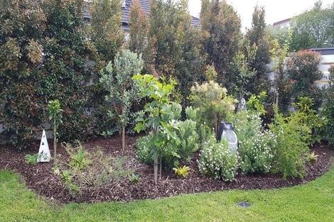 Photo of property in 8 Stace Hopper Drive, One Tree Point, 0118