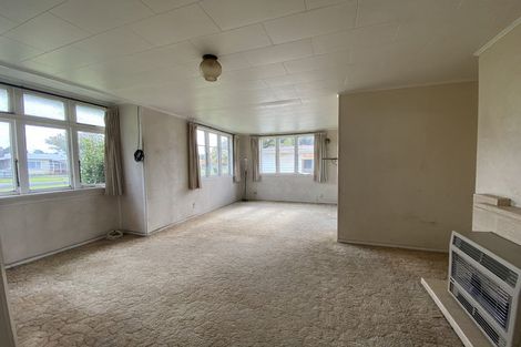 Photo of property in 6 Strange Street, Waitara, 4320
