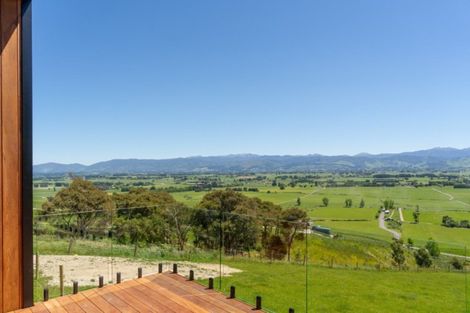 Photo of property in 4 Airstrip Ridge Road, Parkvale, Carterton, 5792