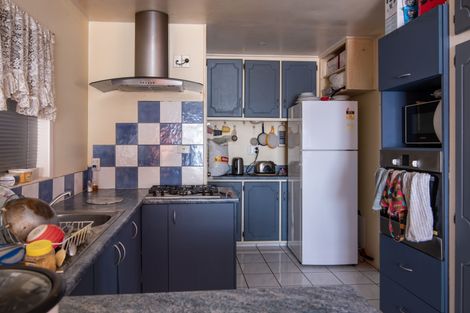 Photo of property in 37 Curletts Road, Sockburn, Christchurch, 8042