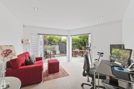 Photo of property in 37a Peter Terrace, Castor Bay, Auckland, 0620