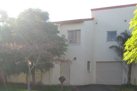 Photo of property in 19 Lockington Avenue, Henderson, Auckland, 0612
