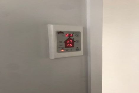 Photo of property in 11m Clearwater Cove, West Harbour, Auckland, 0618