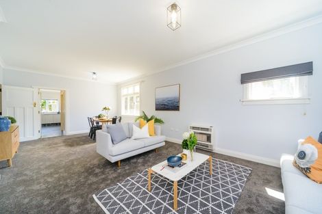 Photo of property in 35 Florence Avenue, Palmerston North, 4414