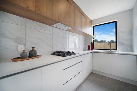 Photo of property in 16 Lumber Rise, Swanson, Auckland, 0614