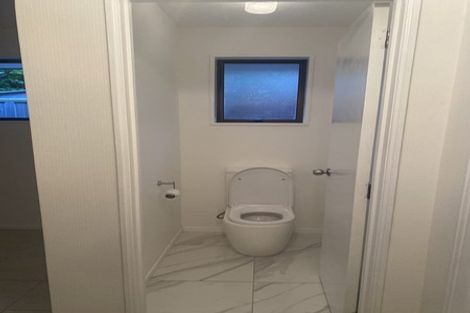 Photo of property in 20 Taupata Street, Redcliffs, Christchurch, 8081