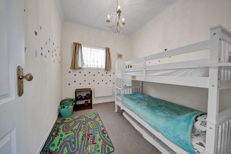 Photo of property in 53 Disraeli Street, Hawera, 4610