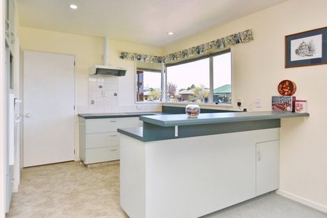 Photo of property in 1/53 Kintyre Drive, Broomfield, Christchurch, 8042