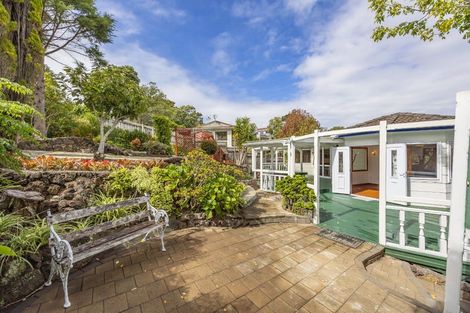Photo of property in 17 Louise Place, Browns Bay, Auckland, 0630