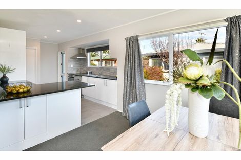 Photo of property in 34a Lakeside Drive, Orewa, 0931