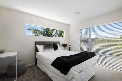 Photo of property in 15 Waitemata Road, Hauraki, Auckland, 0622