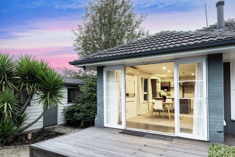 Photo of property in 11 Colina Street, Avonhead, Christchurch, 8042