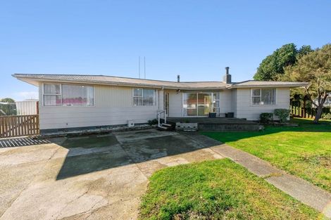 Photo of property in 72 Strathmore Avenue, Levin, 5510