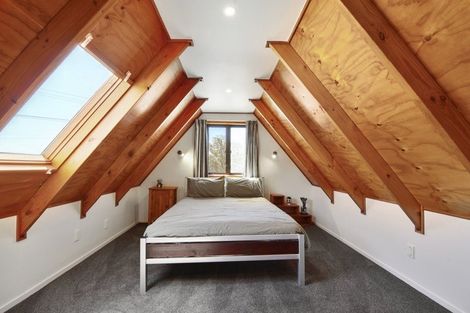 Photo of property in 5 Penfold Square, Leithfield, 7481