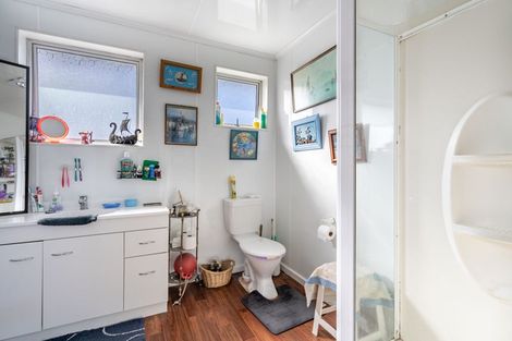 Photo of property in 59 Paisley Street, Kew, Invercargill, 9812