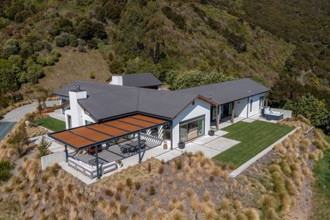 Photo of property in 217 Parautane Way, Todds Valley, Nelson, 7071