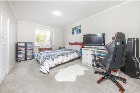 Photo of property in 37 Puriri Road, Manurewa, Auckland, 2102