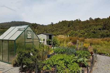 Photo of property in 8 Gladstone Street, Seddonville, Westport, 7891