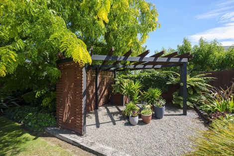 Photo of property in 2 Taunton Place, Rangiora, 7400