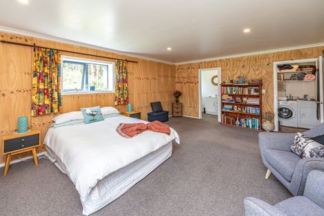 Photo of property in 394 Kaiwhaiki Road, Kaiwhaiki, Whanganui, 4575