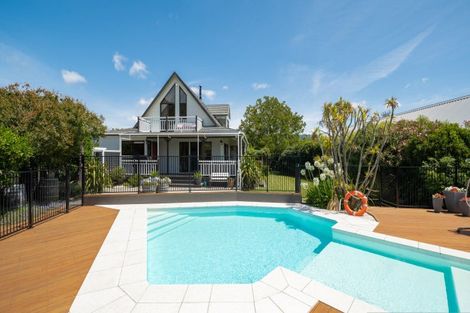 Photo of property in 1 Beach Road, Waikawa, Picton, 7220