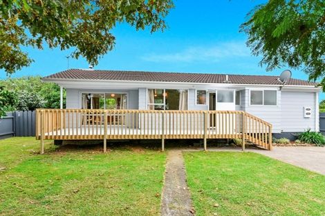 Photo of property in 12 Bedlington Avenue, Manurewa, Auckland, 2102