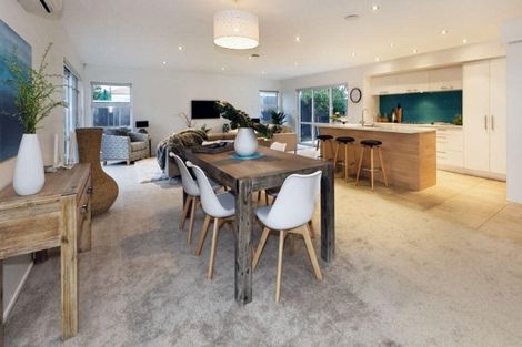 Photo of property in 688a Te Atatu Road, Te Atatu Peninsula, Auckland, 0610