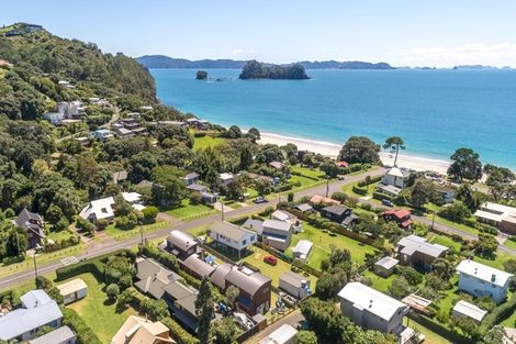 Photo of property in 17 Hahei Beach Road, Hahei, Whitianga, 3591