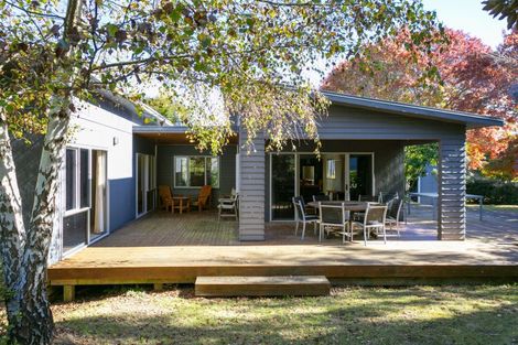 Photo of property in 6 Yasmin Lane, Kinloch, Taupo, 3377