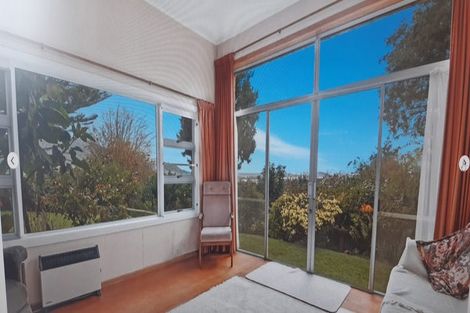 Photo of property in 17 Matipo Avenue, Pomare, Rotorua, 3015