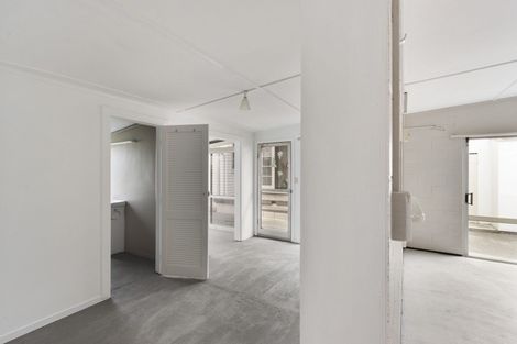 Photo of property in 84 Latham Street, Marewa, Napier, 4110