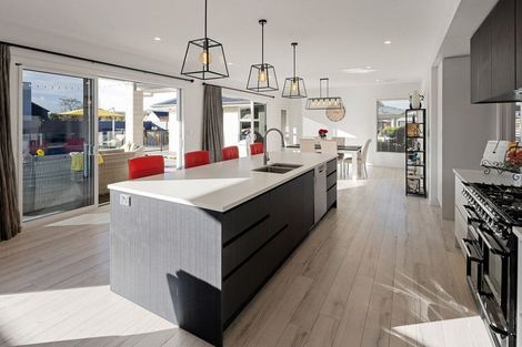 Photo of property in 85 Alan Livingston Drive, Cambridge, 3434