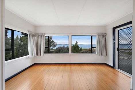 Photo of property in 9 The Esplanade, Eastern Beach, Auckland, 2012
