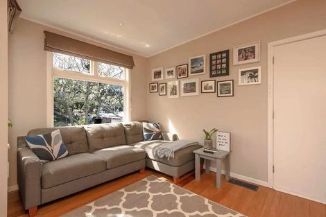 Photo of property in 38 Hathaway Avenue, Karori, Wellington, 6012