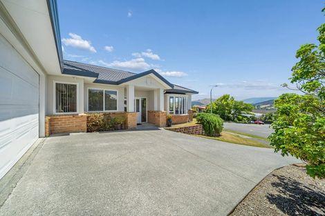 Photo of property in 3 The Masthead, Whitby, Porirua, 5024