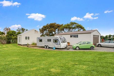 Photo of property in 64 Mosston Road, Castlecliff, Whanganui, 4501