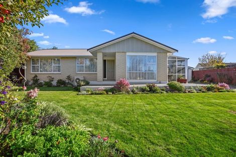 Photo of property in 14 Hilldale Place, Hillsborough, Christchurch, 8022