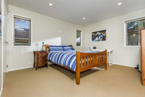 Photo of property in 14 English Oak Drive, Schnapper Rock, Auckland, 0632