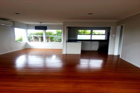 Photo of property in 3/11 Onepoto Road, Hauraki, Auckland, 0622