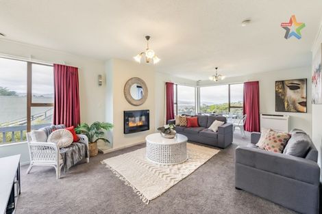 Photo of property in 75 Park Road, Belmont, Lower Hutt, 5010