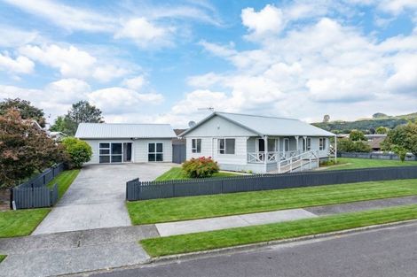 Photo of property in 1 Augustus Earle Place, Pukehangi, Rotorua, 3015