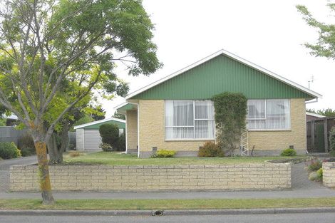 Photo of property in 14 Ashwood Street, Parklands, Christchurch, 8083
