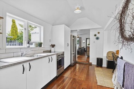 Photo of property in 21 Bethune Street, Featherston, 5710