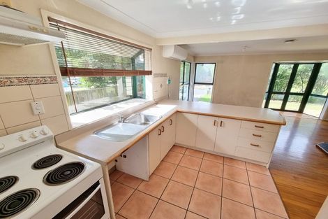 Photo of property in 4 Staines Avenue, Mangere East, Auckland, 2024