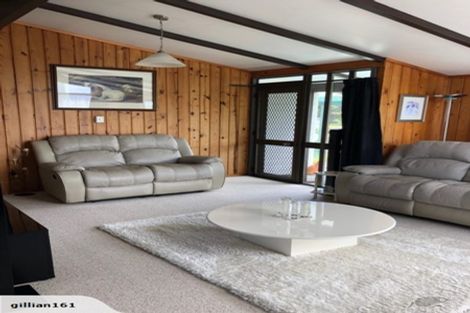 Photo of property in 6 Vela Place, Clarks Beach, 2122