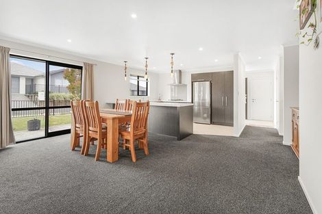 Photo of property in 25 Bostonkip Crescent, Fitzroy, Hamilton, 3206