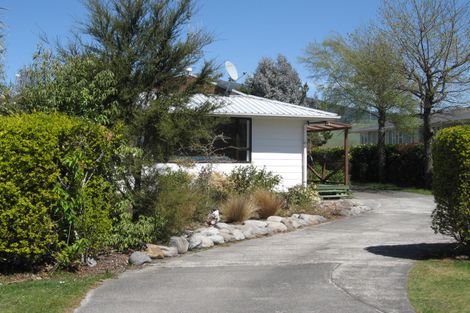 Photo of property in 21 Tongariro Road, Turangi, 3334